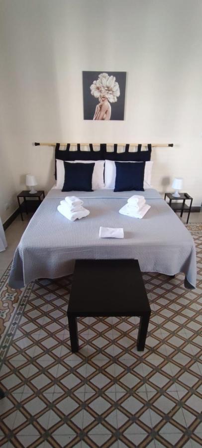 Room Sixty One Палермо Экстерьер фото