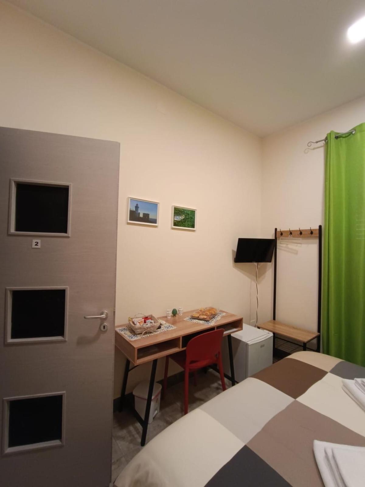 Room Sixty One Палермо Экстерьер фото