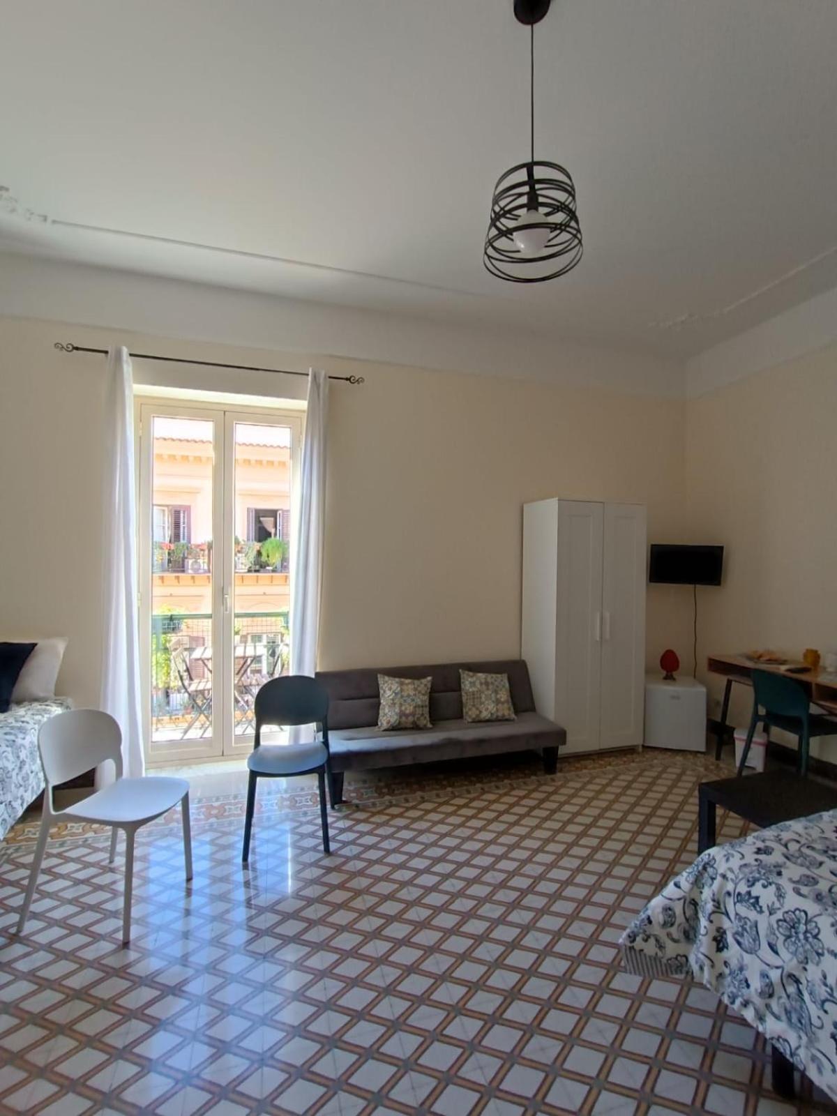 Room Sixty One Палермо Экстерьер фото