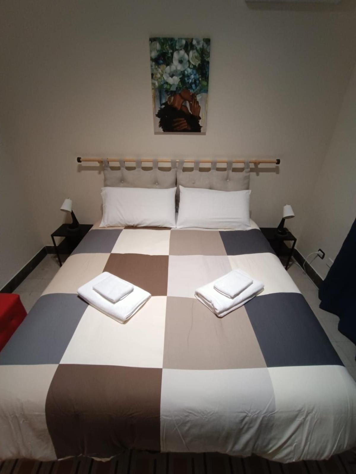 Room Sixty One Палермо Экстерьер фото